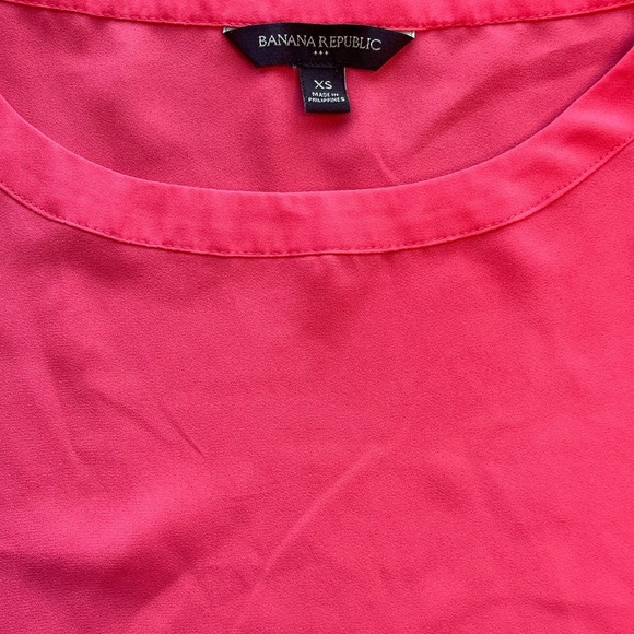 Banana Republic Watermelon Pink Crew Neck Short Sleeve Blouse - Size XS - Picture 3 of 11